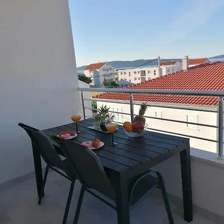 Apartament Apartman Ema Kaštela