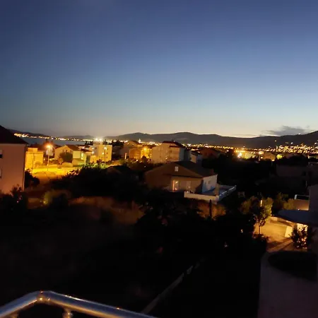 Apartman Ema * Kaštela
