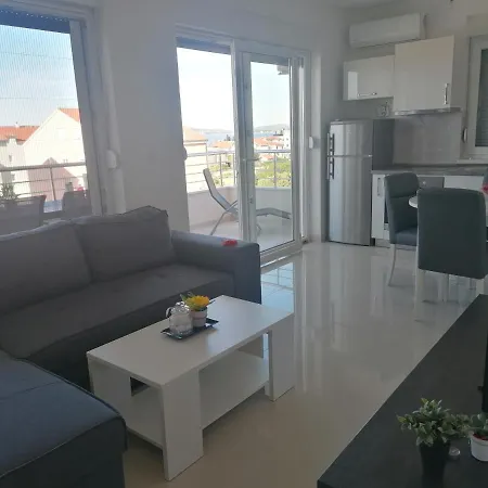 Apartman Ema Apartamento Kaštela